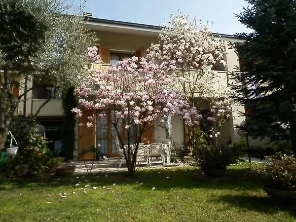 B&B Mary Pero